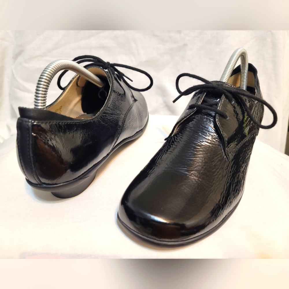Bar Baer Shoes Germany Womens Burgundy Patent Leather Shoes Size 6.5